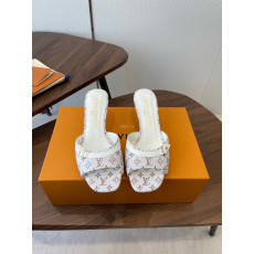 LOUIS VUITTON- 루이비통 6AM Mule (5.5CM)