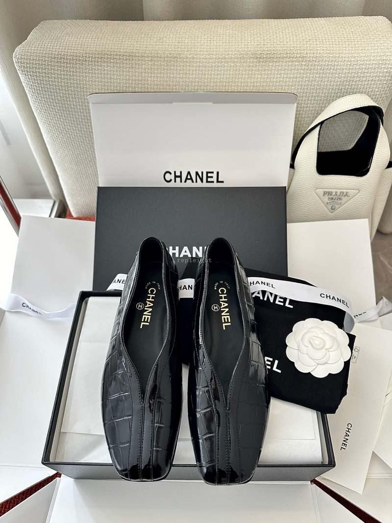 CHANEL-샤넬  G47182-B24263-U9719 2026 봄 여름 플랫