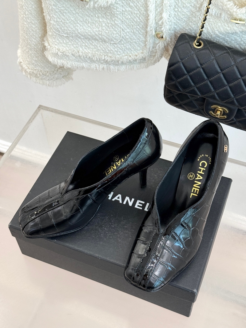 CHANEL-샤넬  G47181-B24263-94305 2026 봄 여름 펌프스 (95cm)